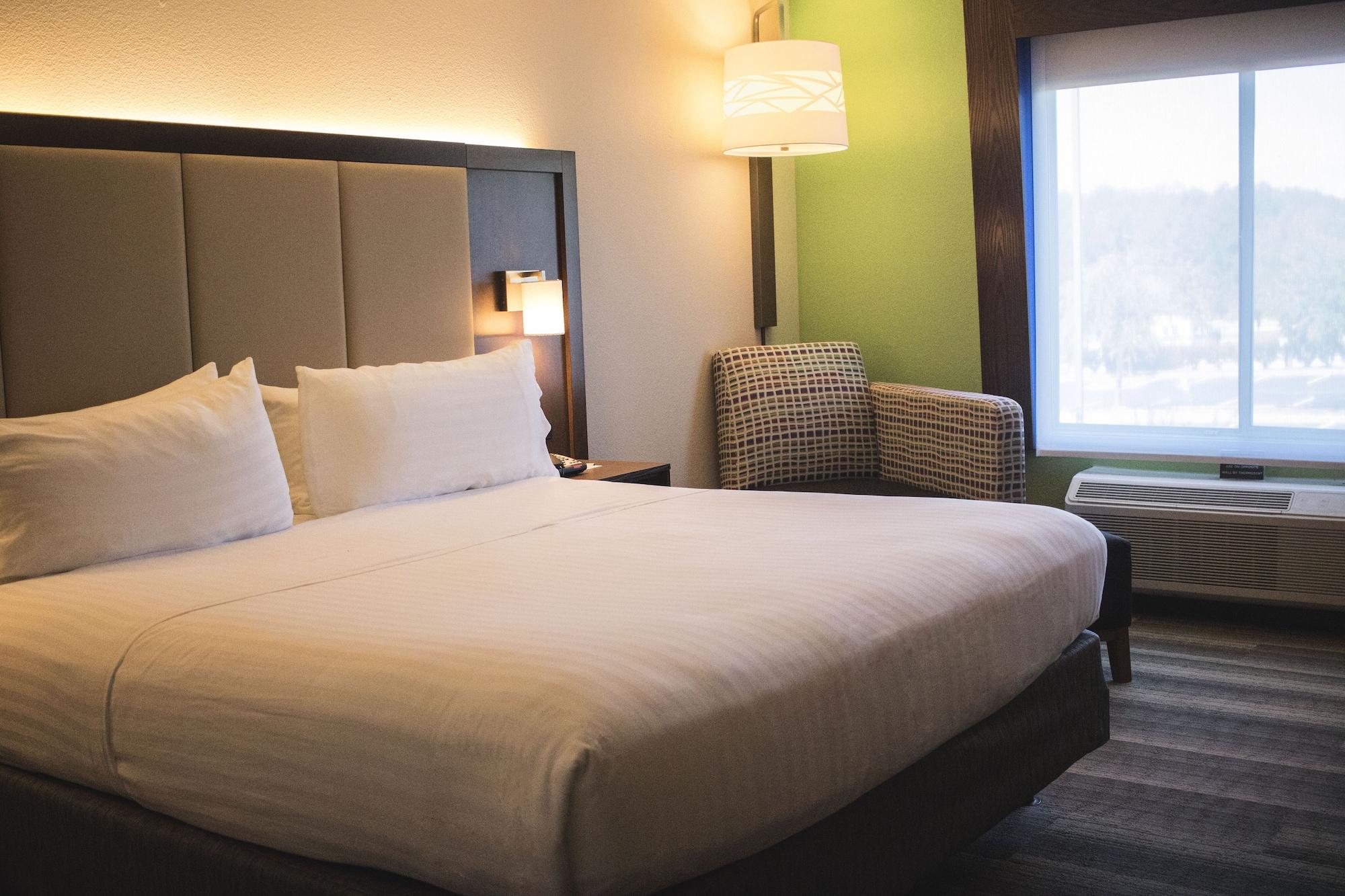 Holiday Inn Express & Suites Columbia-I-26 @ Harbison Blvd By Ihg Exteriör bild