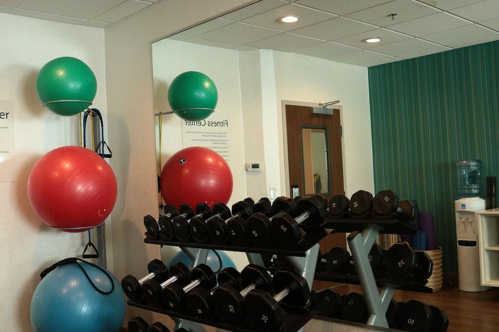 Holiday Inn Express & Suites Columbia-I-26 @ Harbison Blvd By Ihg Exteriör bild