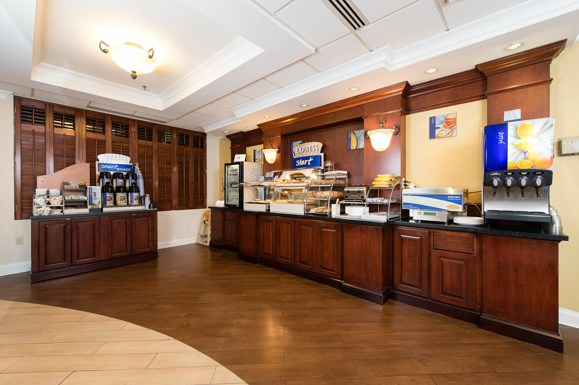 Holiday Inn Express & Suites Columbia-I-26 @ Harbison Blvd By Ihg Exteriör bild